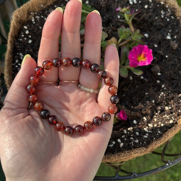 Natural Hessonite Garnet 8mm - Picture 1 of 5